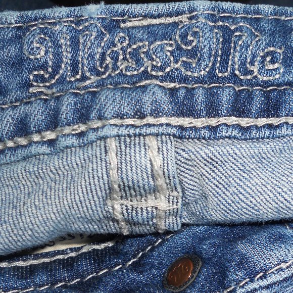 Miss Me 25 Straight Skinny Jeans Heavily Embellished Low Rise - Picture 8 of 12